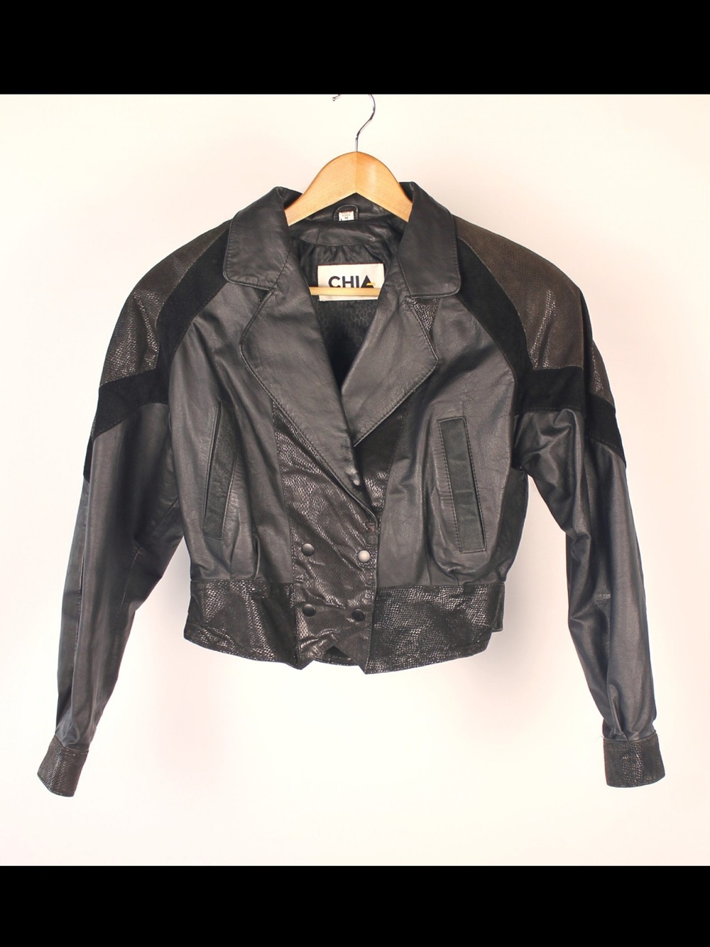 CHIA Black Leather Cropped Double-Breasted Jacket